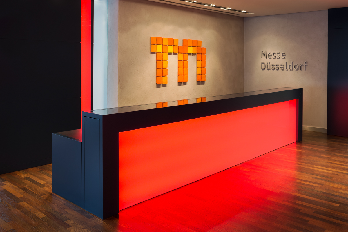 Projekt Messe Düsseldorf rot