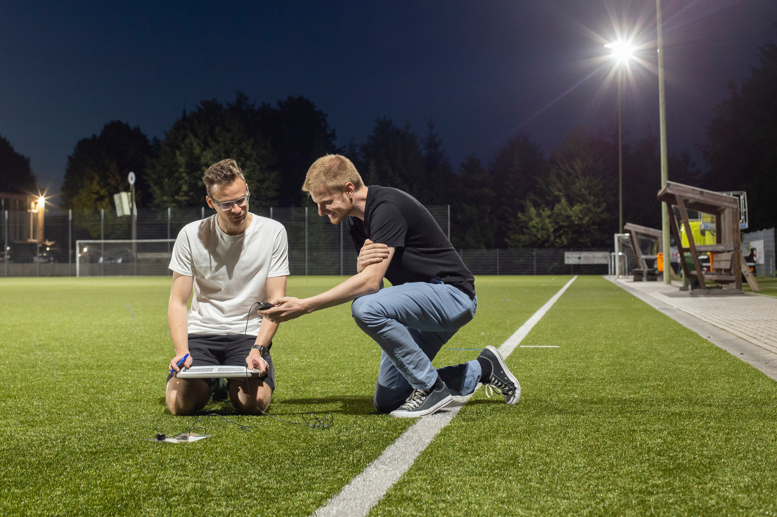 Sportplatz Agathaberg Lichtmessung