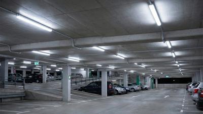 Produktbild - Luminaire LED Star IP66 pour salle d'eau, 1200/840 PS SR THRW